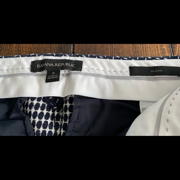 Banana Republic Navy white small lines pattern Sloan Slim ankle pants - Picture 4 of 10